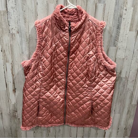 D & Co. Women's Reversible Quilted Vest Faux Fur Full Zip Mock Neck Pink Size 1X - Picture 1 of 7
